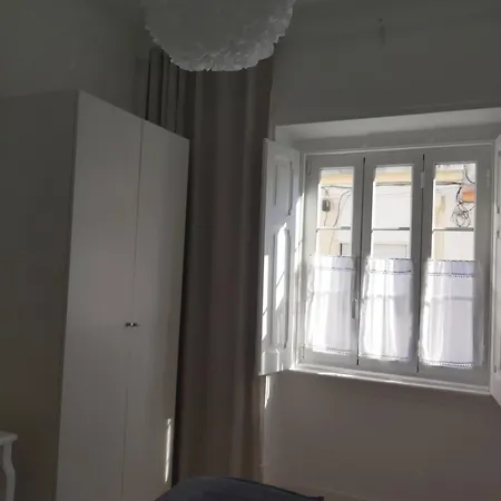 Casa 27 * Лісабон